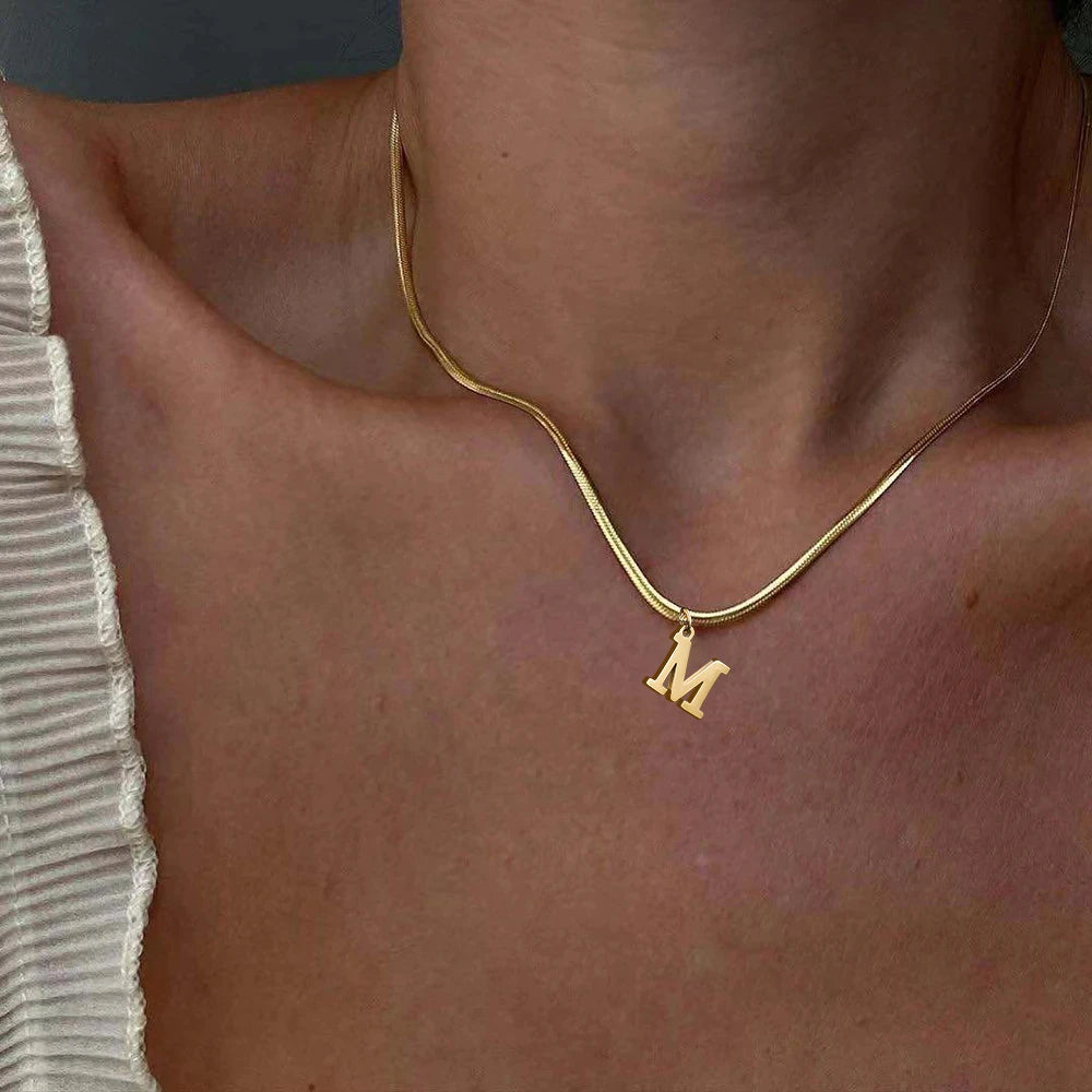 Casanari™ – Initial Letter Necklace
