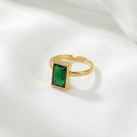 Emerald Luxe Ring